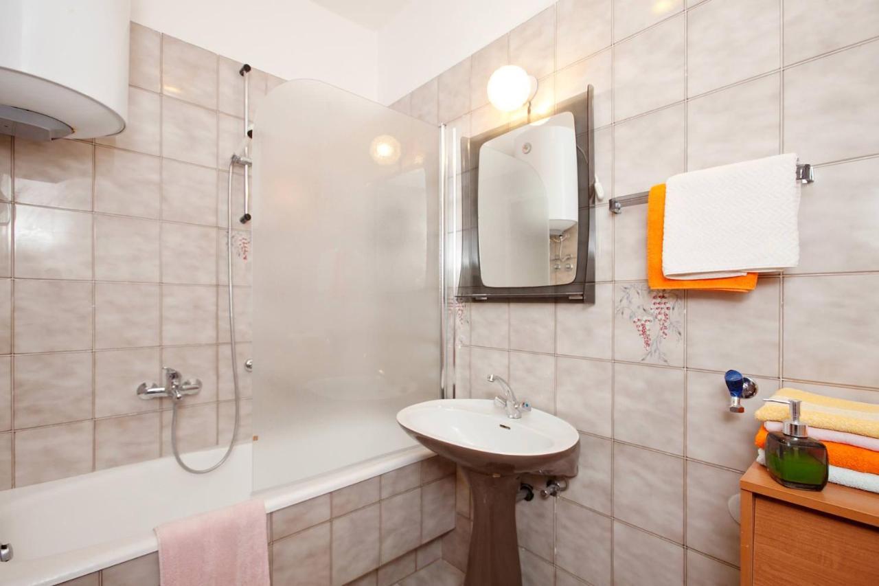 Apartments Lina 2023 Rabac Eksteriør bilde